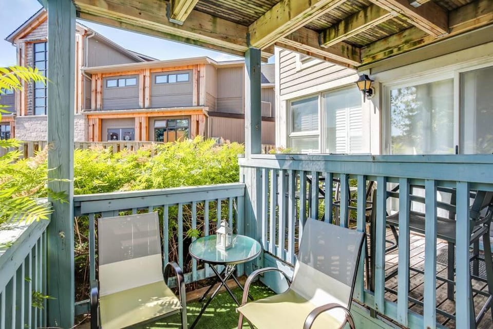 Balcony/Terrace, Living room