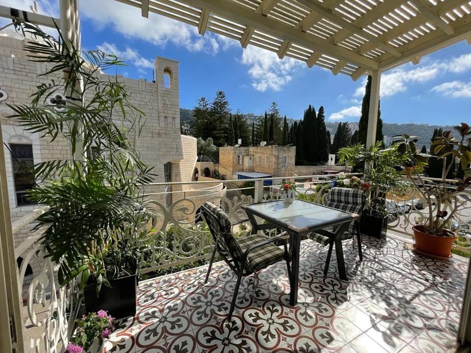 Balcony/Terrace, Landmark view