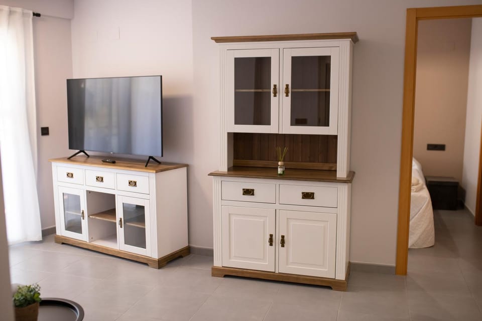 Communal lounge/ TV room, TV and multimedia