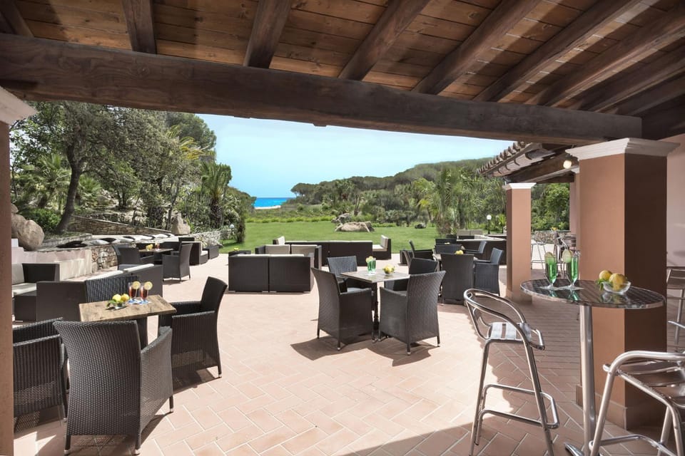 Lounge or bar