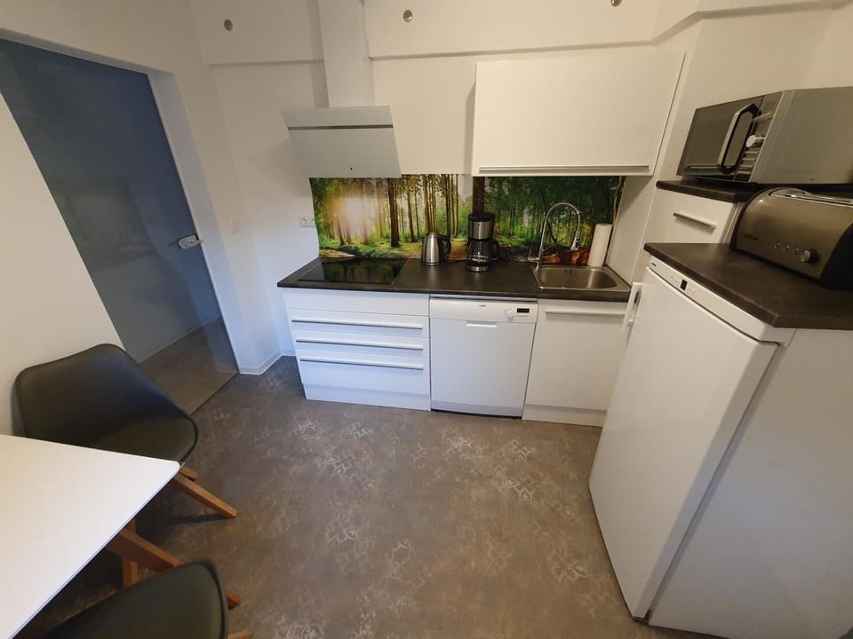 Kitchen or kitchenette