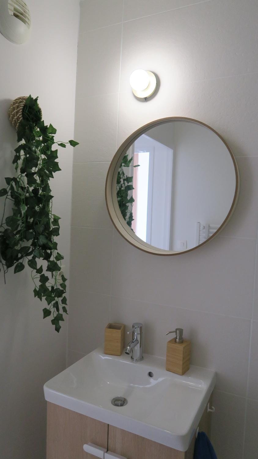 Appartement chaleureux et élégant en résidence. Apartment in Occitanie