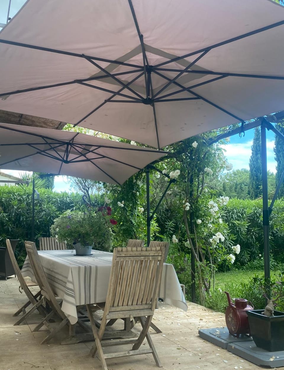 La Paradoune 2 Bed and Breakfast in Arles
