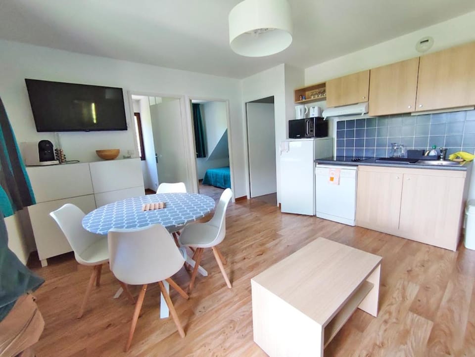 TV and multimedia, Living room, kitchen