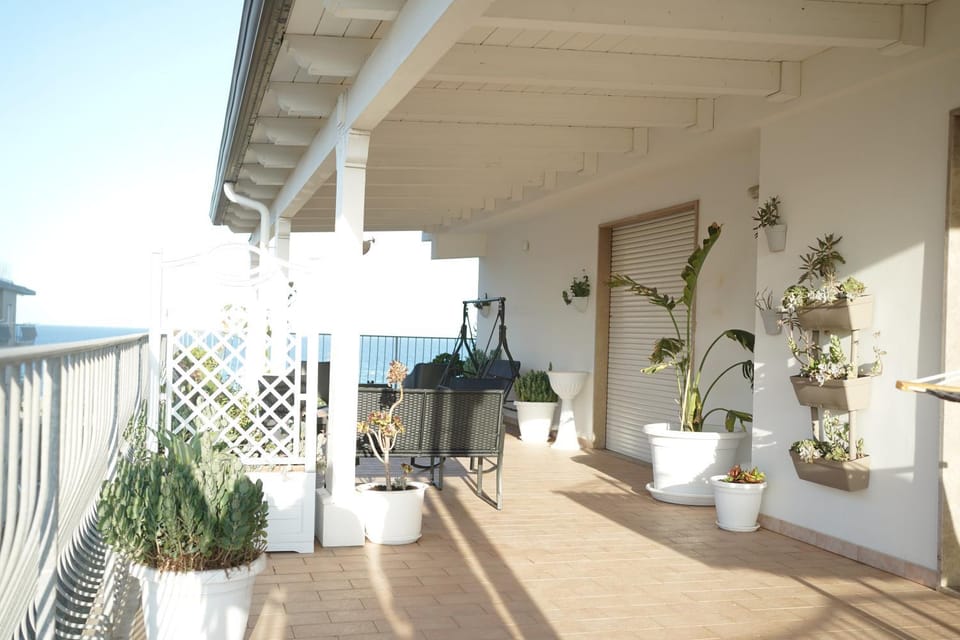 View (from property/room), Balcony/Terrace