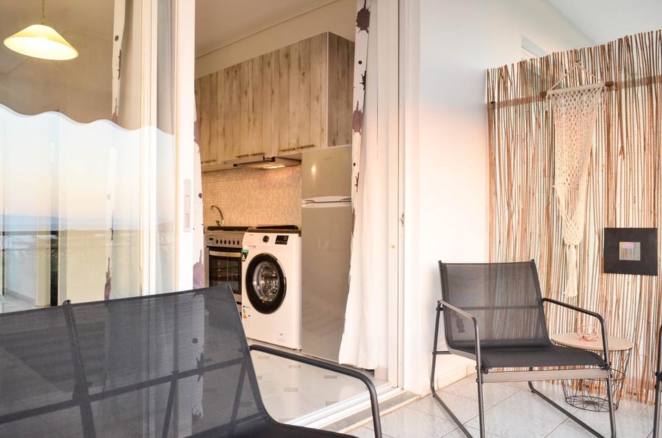 Balcony/Terrace, Kitchen or kitchenette, Dining area, Bedroom, Sea view