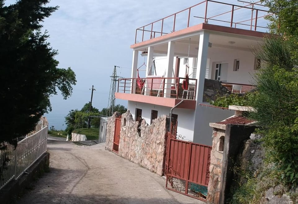 Sea view house Zagradje Apartment in Montenegro