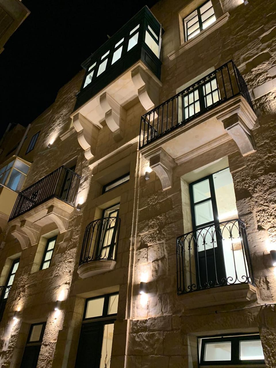 Property building, Night