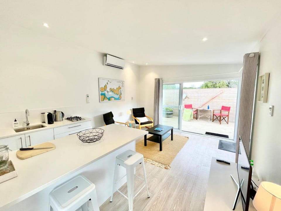 Sailor's Cottage - Stay Waiheke House in Auckland Region