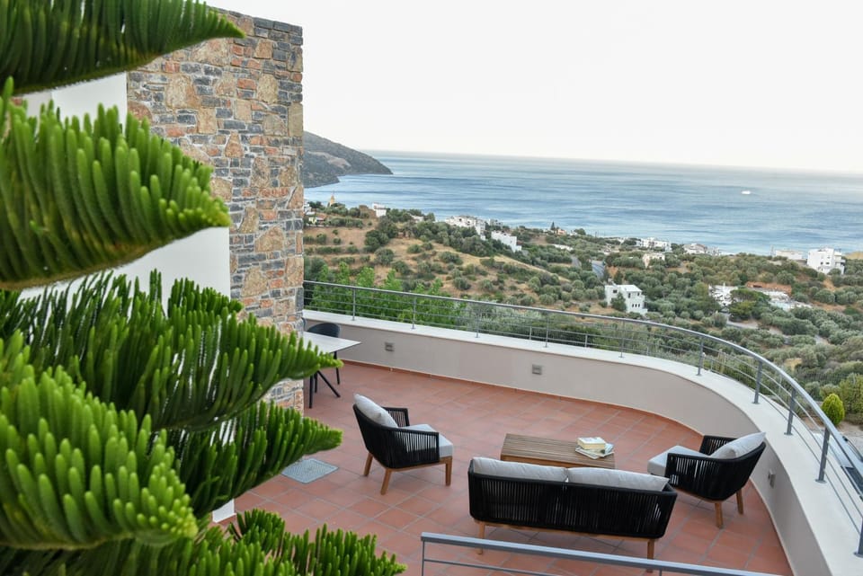 Property building, Sea view