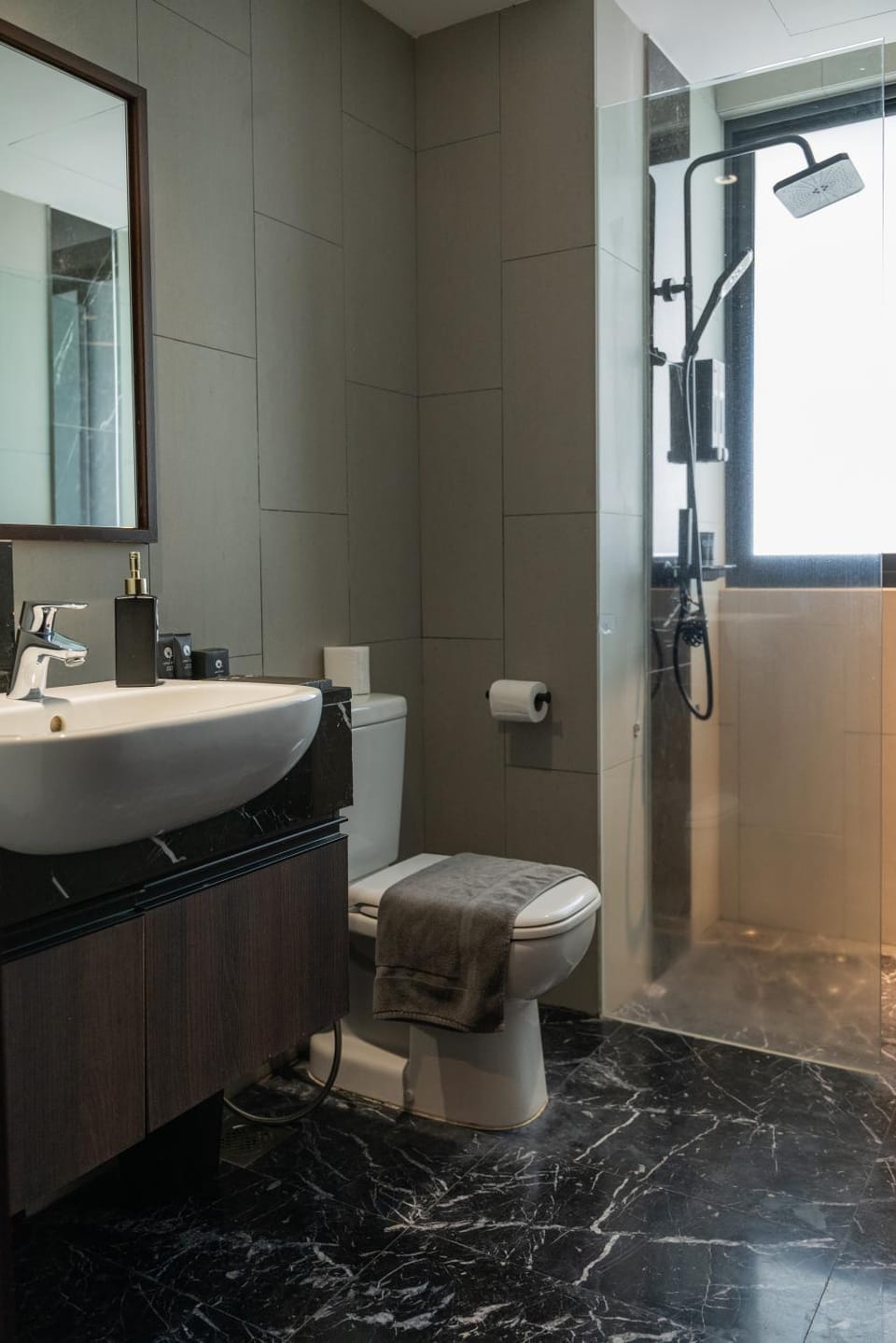Shower, Toilet, Bathroom