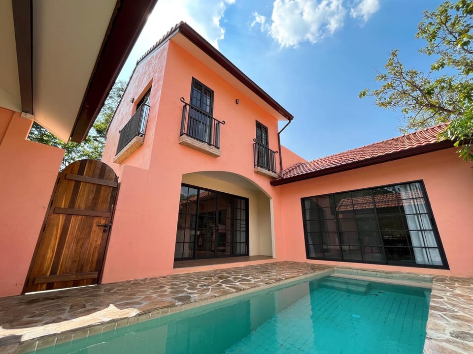 Property building, Swimming pool
