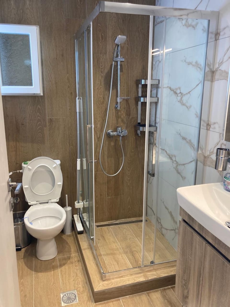Shower, Bathroom