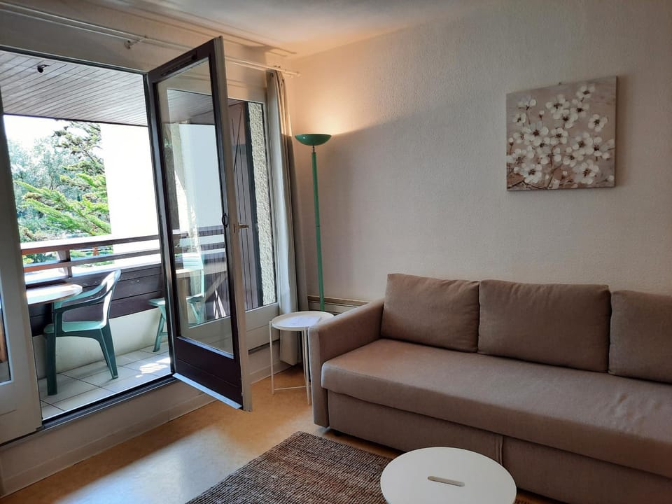 Appartement Lumineux à Seignosse, Proche Plage, Commerces et Activités, Parking, Wifi et Balcon - FR-1-239-813 Apartment in Seignosse