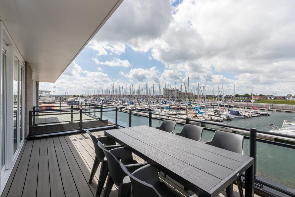 Vakantiewoning aan het strand - met tuin en terras - Vista Maris - Nr 18 Apartment in Zeeland, Netherlands