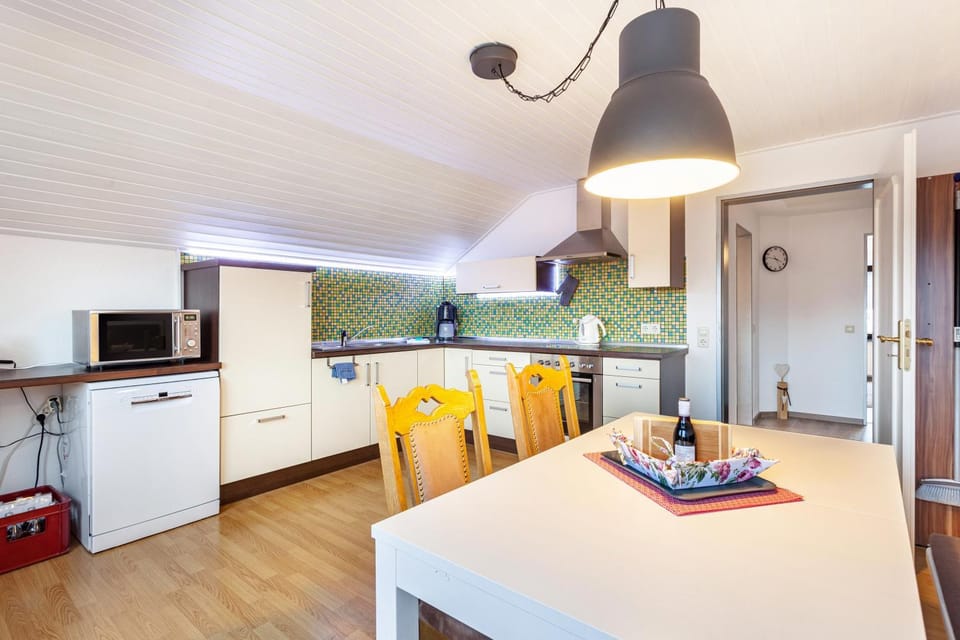 Property building, Kitchen or kitchenette, Living room
