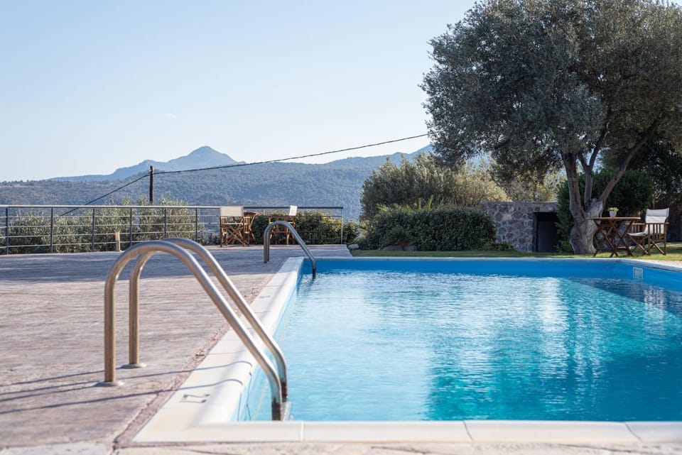 Balcony/Terrace, Swimming pool, Swimming pool