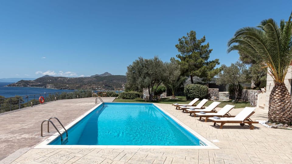 Balcony/Terrace, Sea view, Swimming pool, Swimming pool