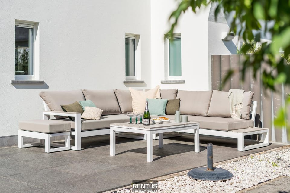 Garden, Balcony/Terrace, Seating area