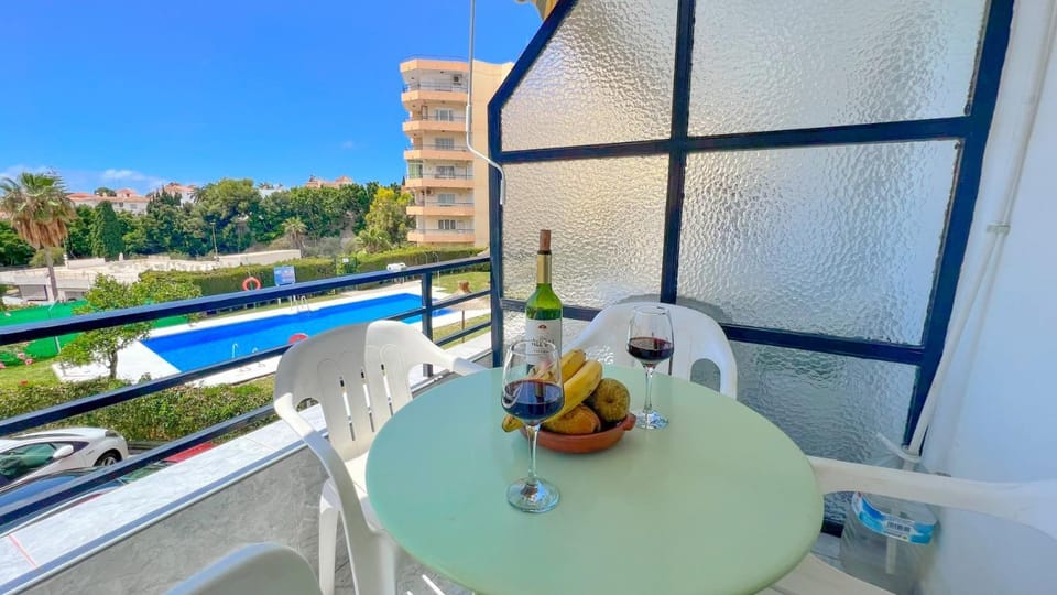 View (from property/room), Balcony/Terrace, Pool view