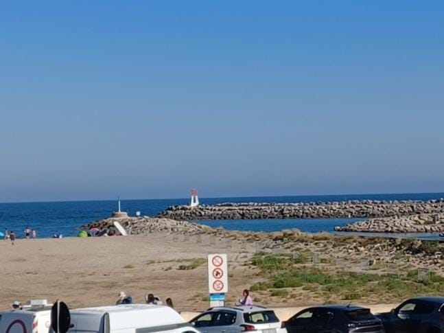 Superbe appartement avec vue sur le port et plage Apartment in Fleury