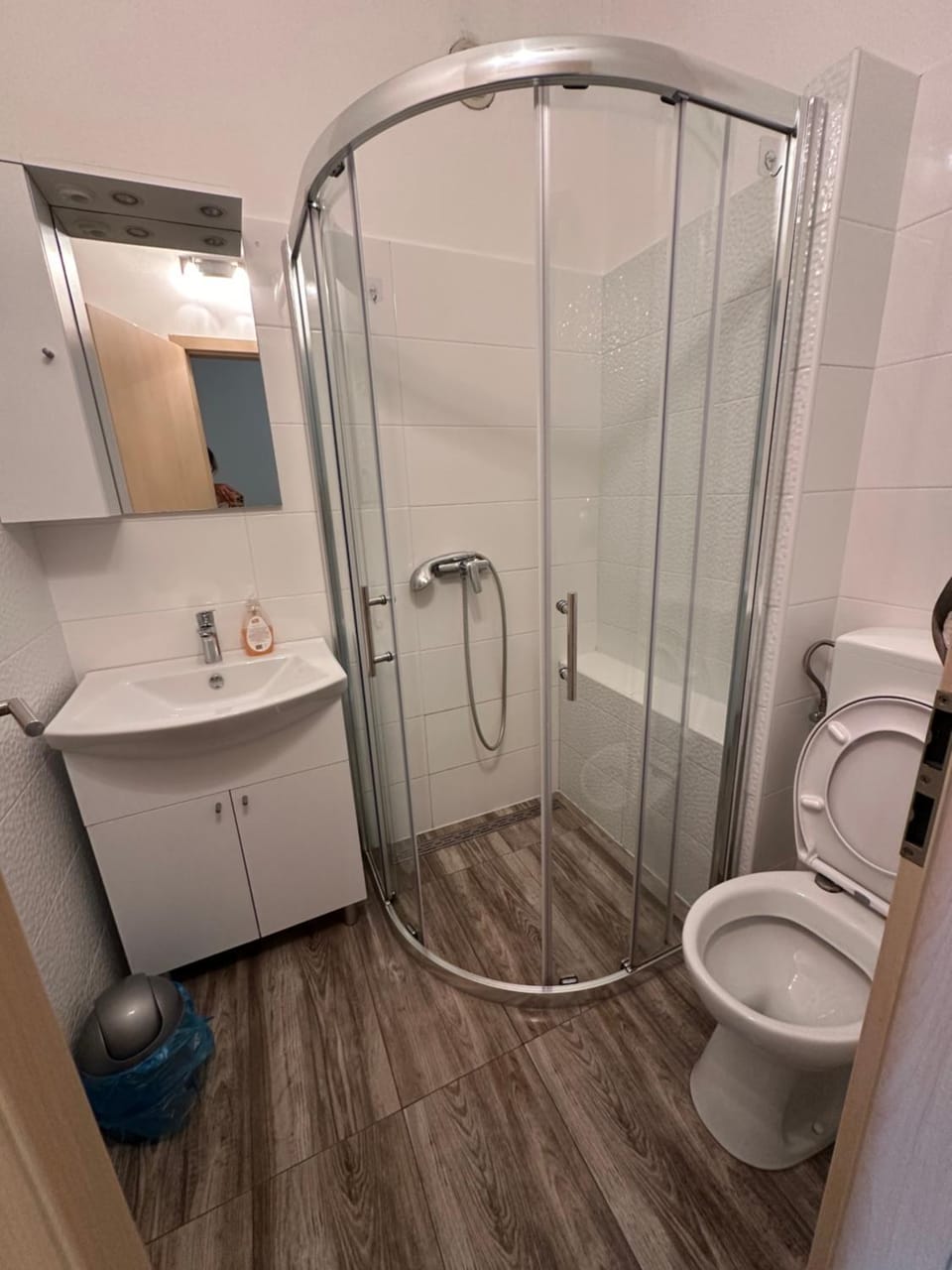 Villa M, Apartment for 6 Persons direct seaside, ground floor Apartment in Zadar County