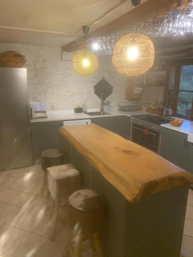 Gîte de la Bastide - Cabania Pays Cathare Bed and Breakfast in Occitanie