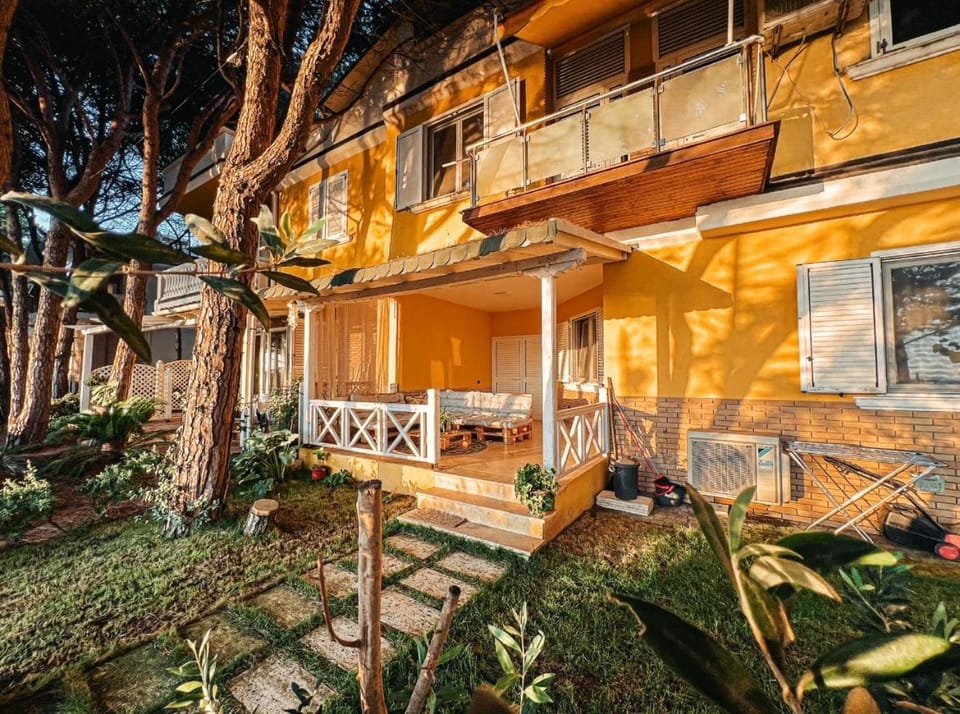 Marlis' Home Villa in Tirana County, Albania