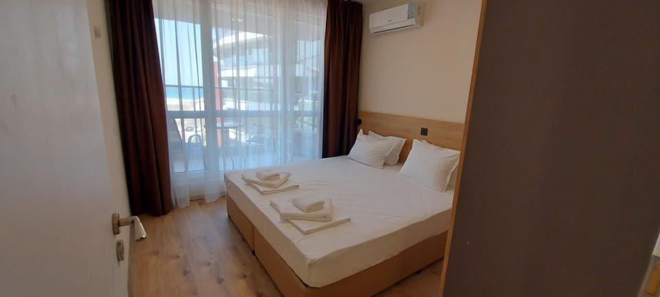 Aparthotel Happy Apartment in Burgas Province