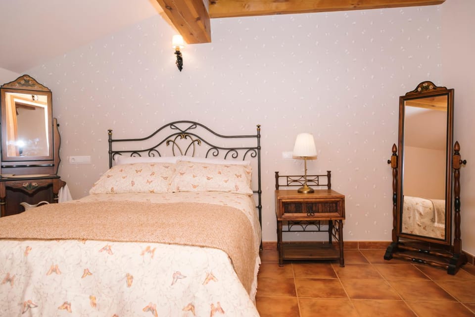 Casa rural el gato encantado House in Aragon