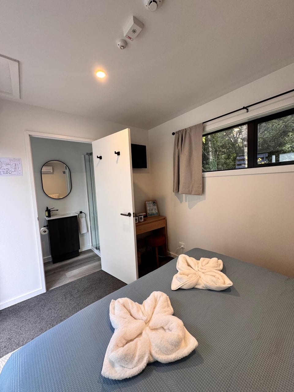 The Flaming Kiwi Backpackers Hostel in Queenstown
