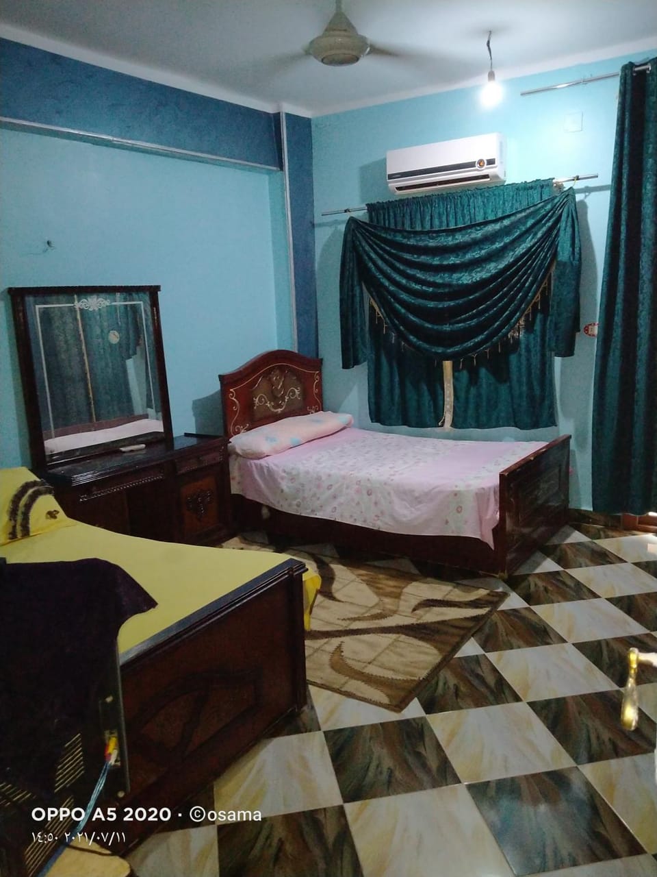 Photo of the whole room