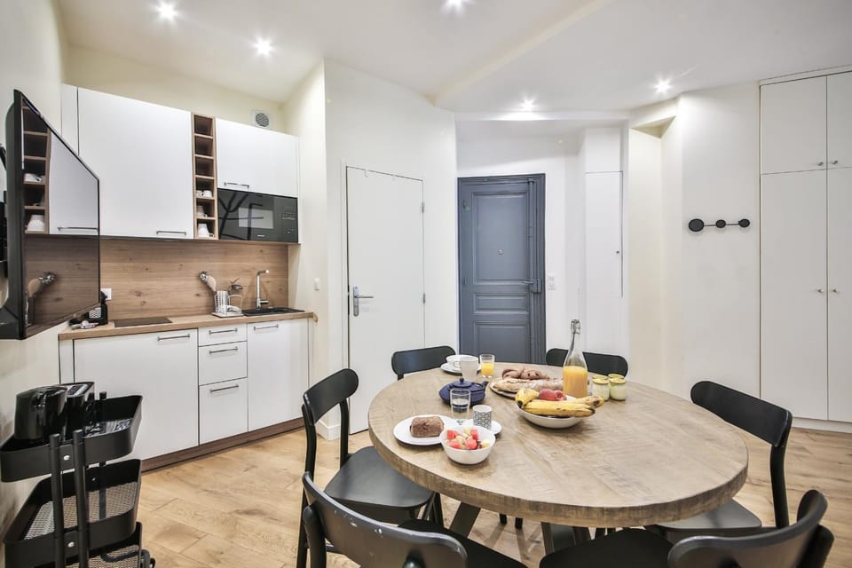 Triplex-6Pers-Porte Maillot-ArcdeTriomphe-Paris17 Apartment in Paris