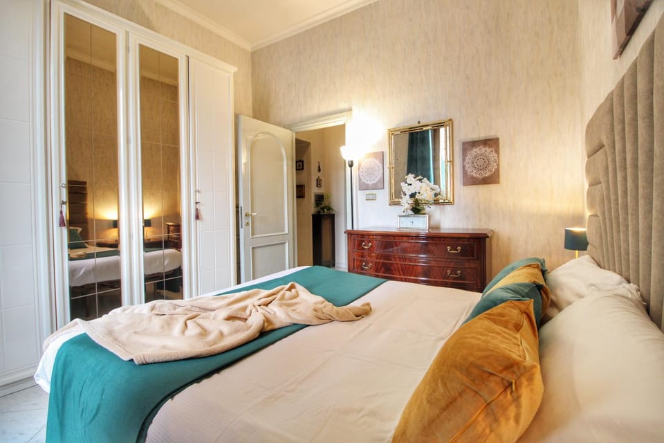 Bed, Bedroom, wardrobe