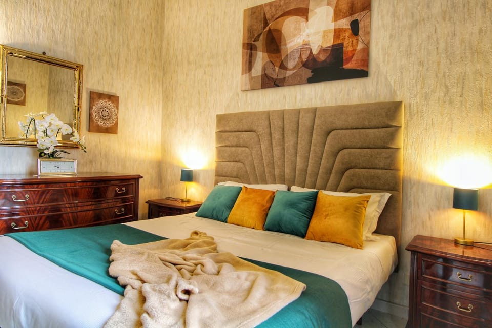 Bed, Bedroom