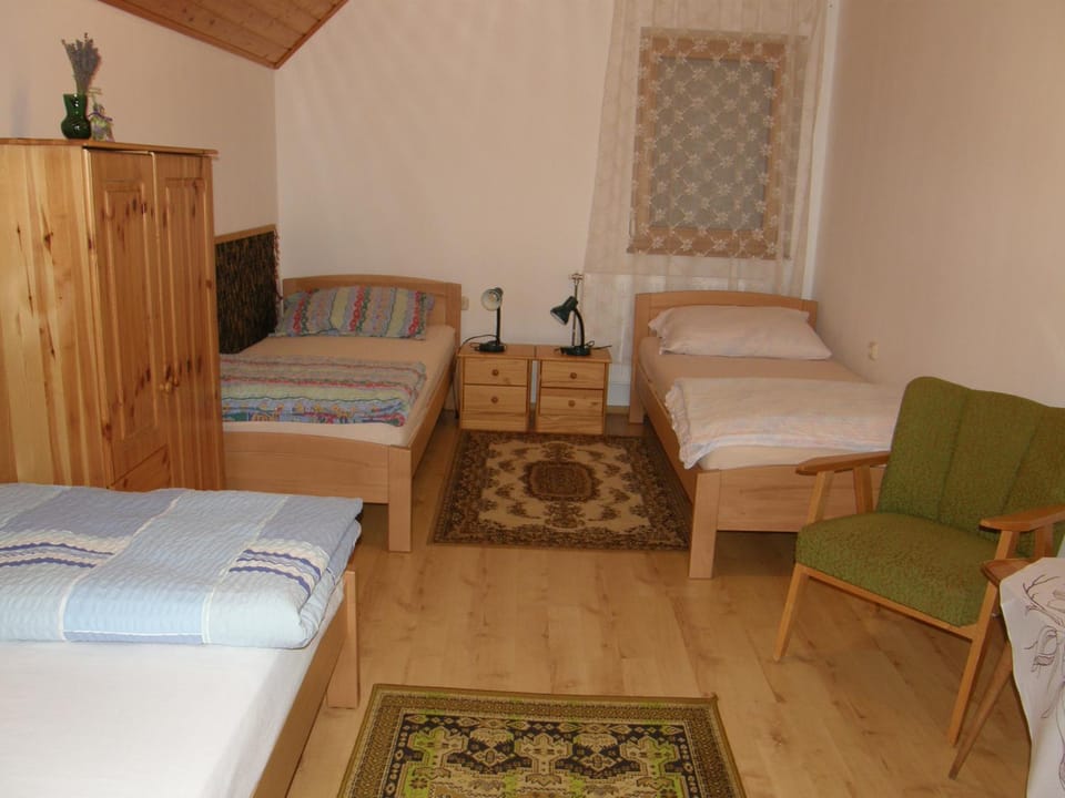Ilona Vendégház Balatonszabadi Bed and Breakfast in Siófok