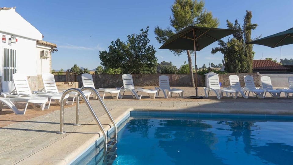 Villa Las Tres Hermanas Albarreal de Tajo by Toledo AP Villa in Community of Madrid