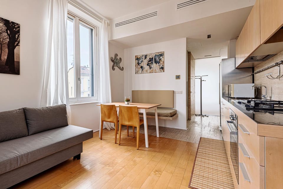 Kitchen or kitchenette, Living room, Dining area