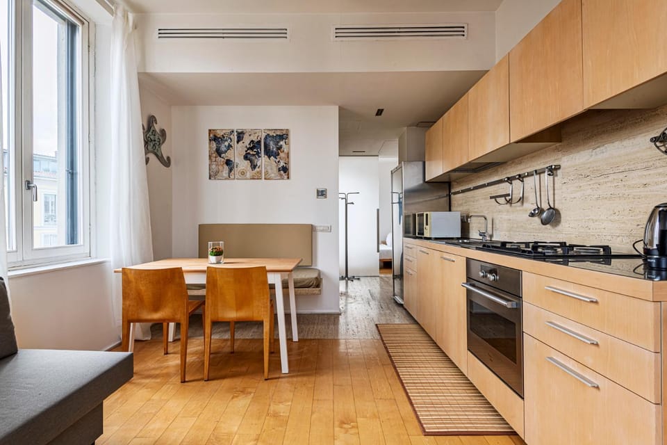Kitchen or kitchenette, Living room, Dining area