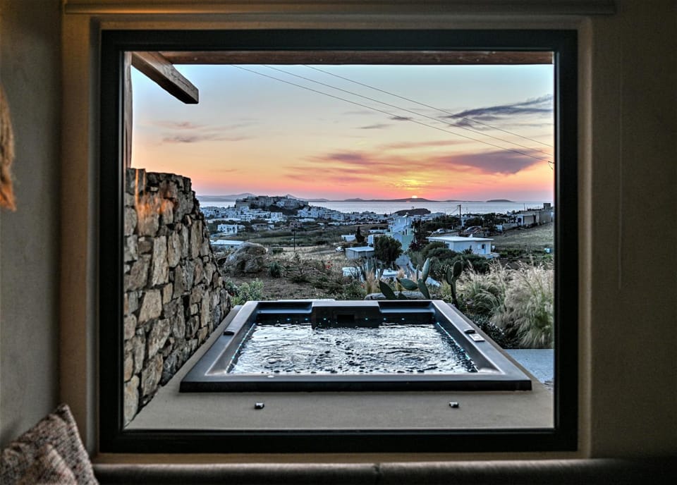 Hot Tub, Hot Tub, View (from property/room), City view, Garden view, Landmark view, Mountain view, Sea view, Sunset