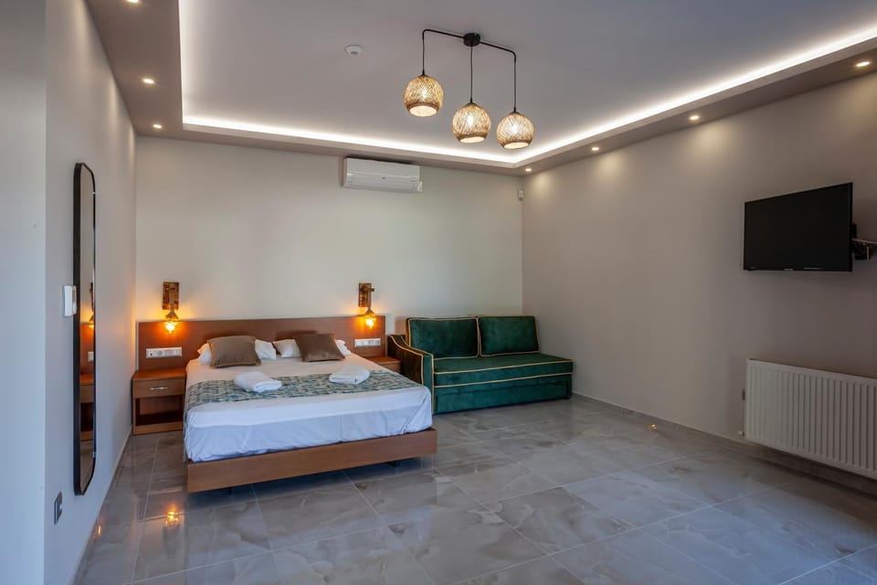 Bed, Photo of the whole room