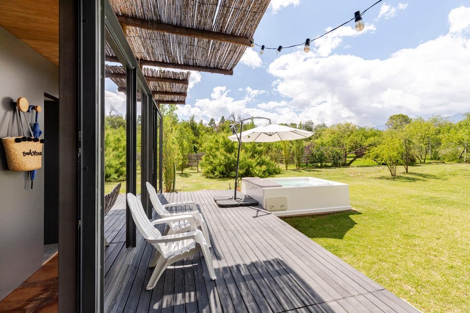 Cabañas con jacuzzi privado y vistas al cerro Champaquí House in San Luis Province, Argentina