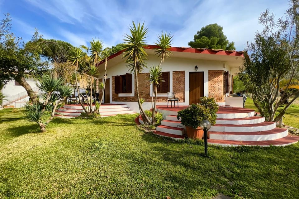 Villetta Relax con ampio giardino vista mare Apartment in Calabria
