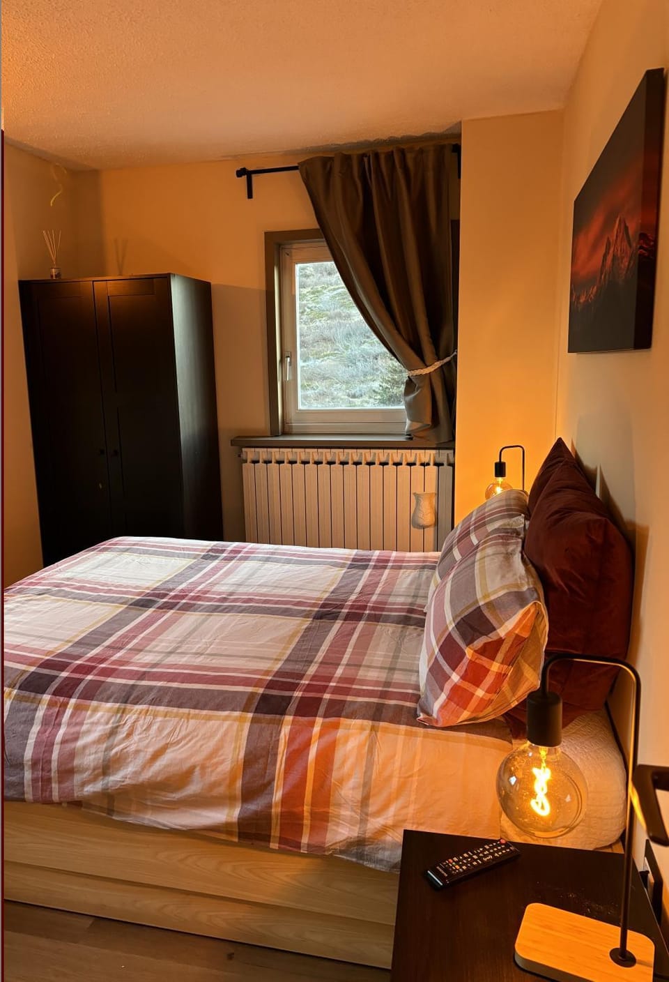 Photo of the whole room