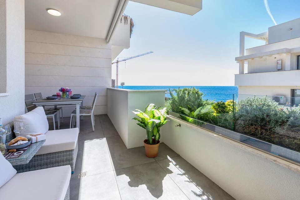 Property building, Patio, Day, Natural landscape, View (from property/room), Balcony/Terrace, Sea view