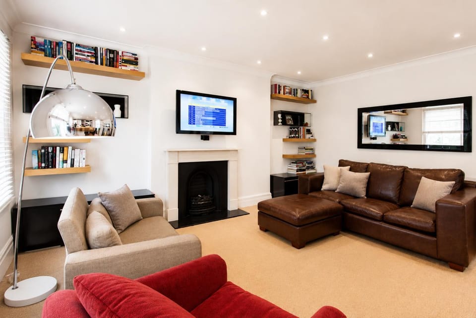Living room, Seating area