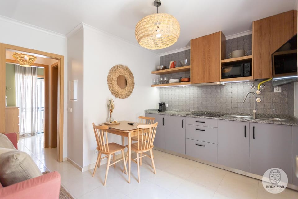 Communal lounge/ TV room, Coffee/tea facilities, Living room, Lounge or bar, Seating area, Dining area, Communal kitchen, minibar, stove, toaster