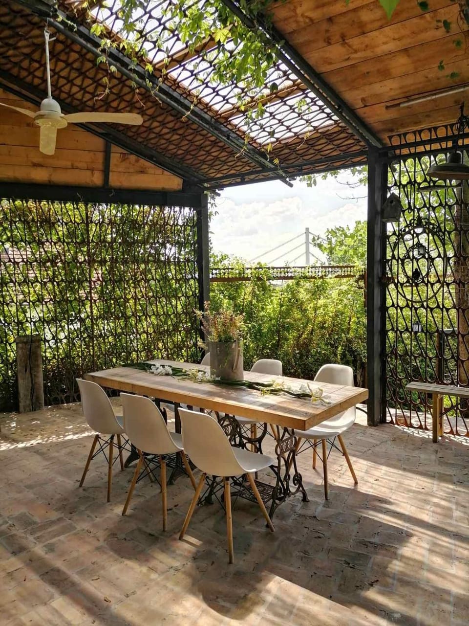 Train_house_ns Apartment in Novi Sad