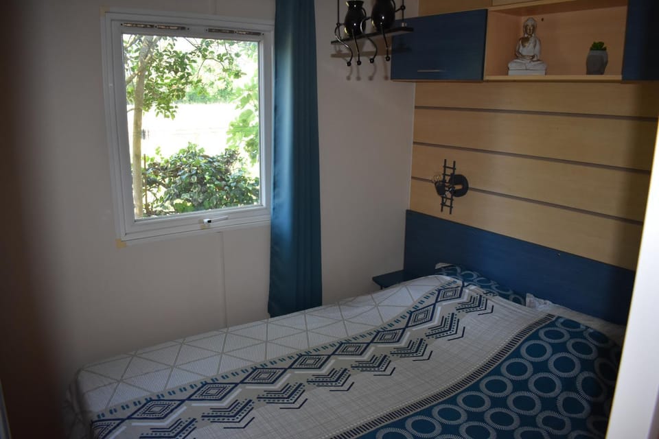 mobil-home sur terrain bucolique Luxury tent in Hyères