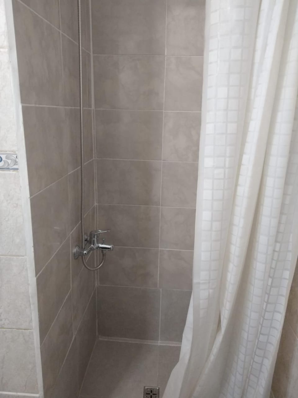 Amplio y luminoso monoambiente en zona centrica con seña Apartment in Mar del Plata